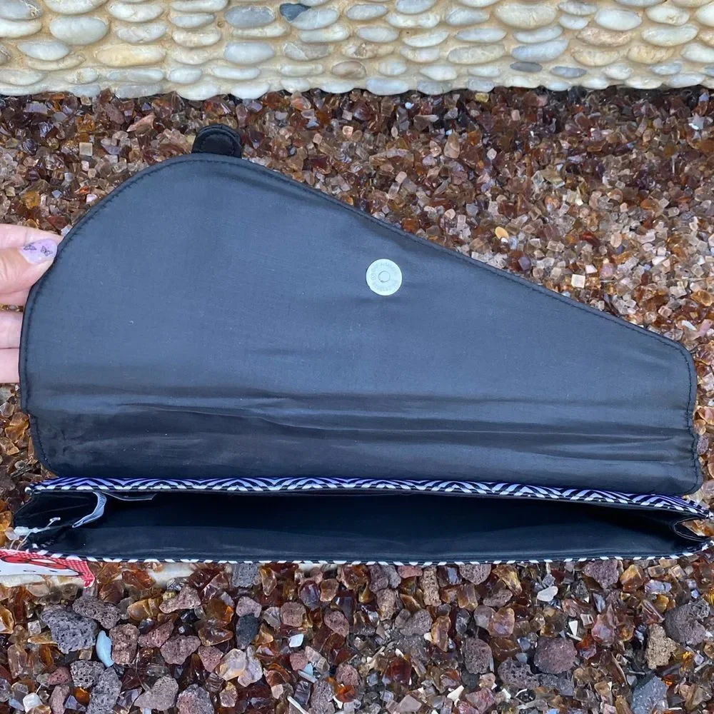 Hello Kitty Sanrio Black and White Chevron Print Satin Clutch. New w/tag (NWT).